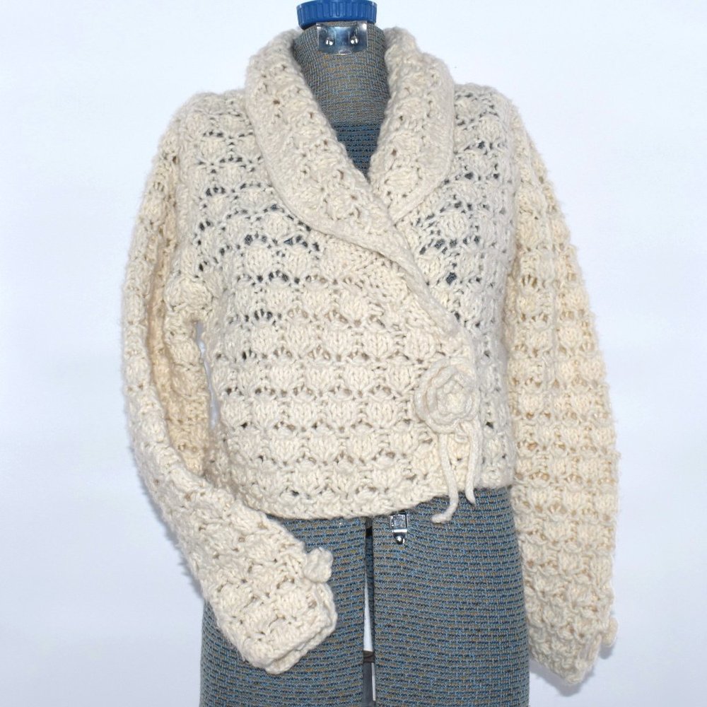 Cream Sweater with Flower Details M